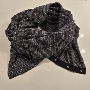 Lululemon Scarf/Wrap